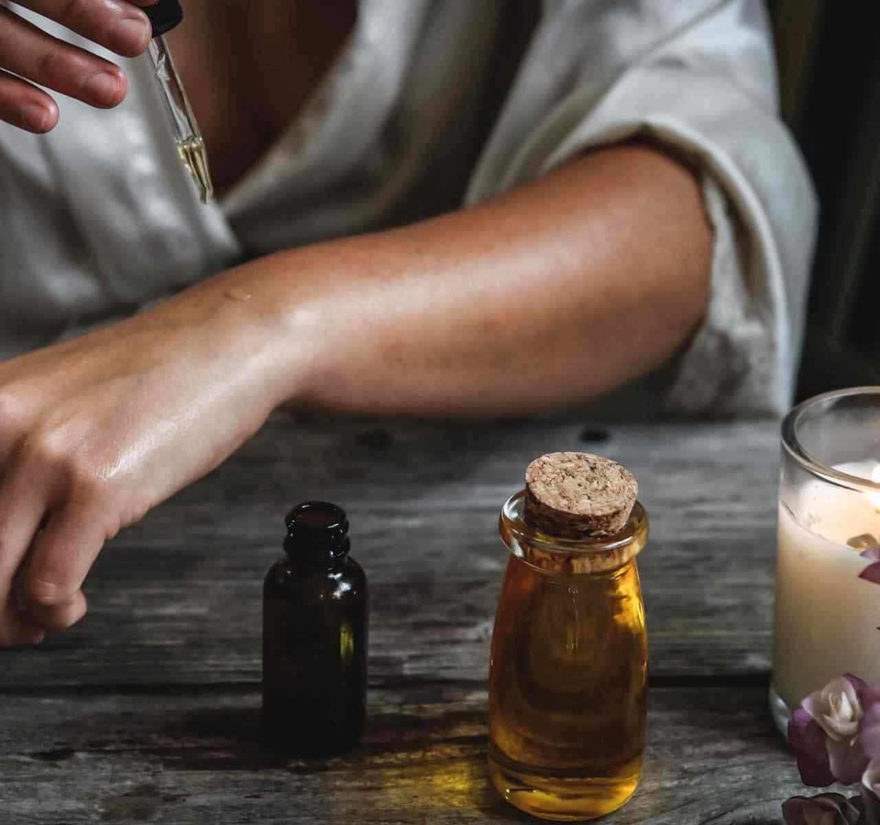 https://kahunaskinclinic.com/wp-content/uploads/2018/09/post_09-1280x1200.jpg