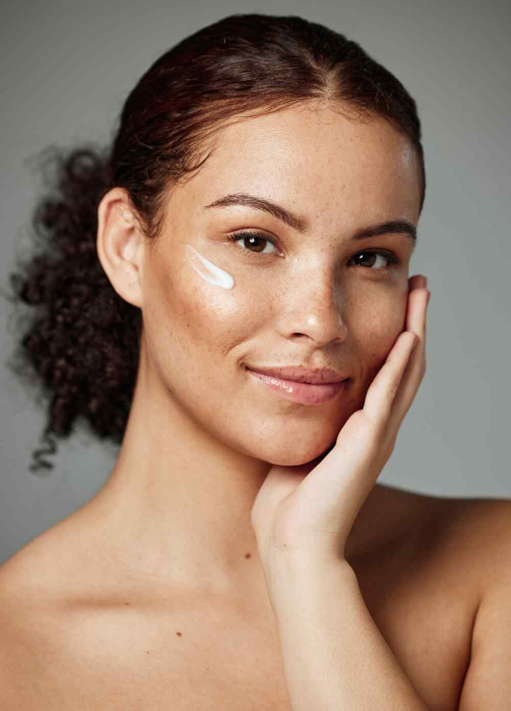 hero_image_01 https://kahunaskinclinic.com/wp-content/uploads/2023/09/hero_image_01.jpg