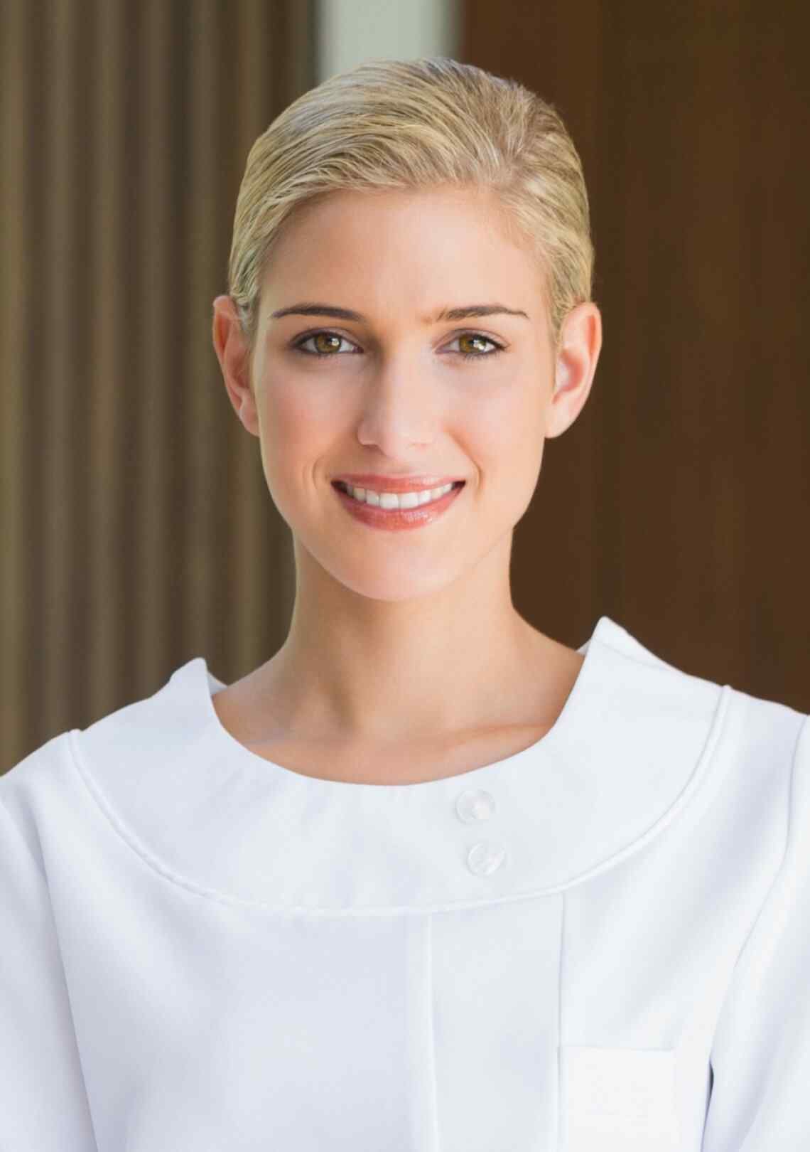 inner_team_01 https://kahunaskinclinic.com/wp-content/uploads/2023/10/inner_team_01.jpg